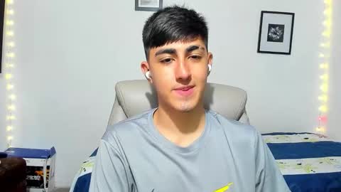 babymaik online show from November 11, 2025, 5:40 am