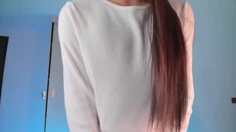 Snapshot of babymiaa__ chatting on October 17, 2025, 5:10 am    online show from October 17, 2025, 5:10 am