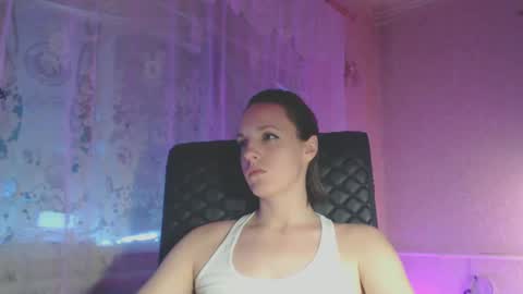Sonya online show from January 6, 2025, 11:09 pm