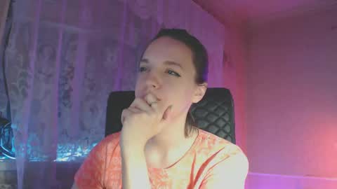 Sonya online show from March 2, 2025, 10:38 pm