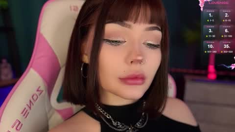 Nika online show from October 24, 2025, 6:32 am