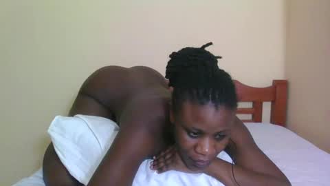 Snapshot of babyrozillah chatting on June 15, 2026, 7:27 pm PRISCILLAH online show from June 15, 2026, 7:27 pm
