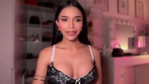babysabrinaxx online show from June 6, 2026, 6:23 pm