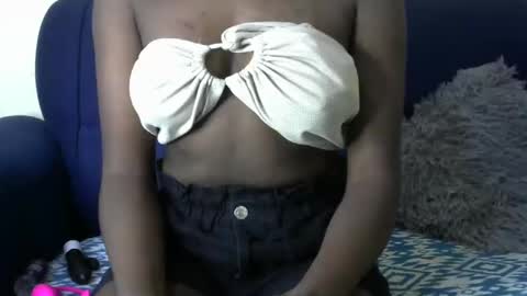 babysl0909 online show from March 9, 2025, 8:42 pm