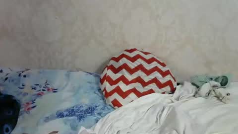 babyslimgal online show from December 5, 2024, 9:28 pm