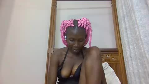 babytylerr online show from November 25, 2025, 7:03 pm