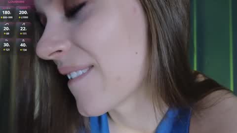 Chloe online show from January 1, 2025, 12:22 pm