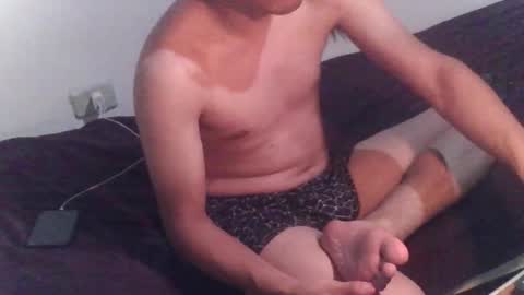 babyyourearichman online show from February 9, 2026, 12:58 am