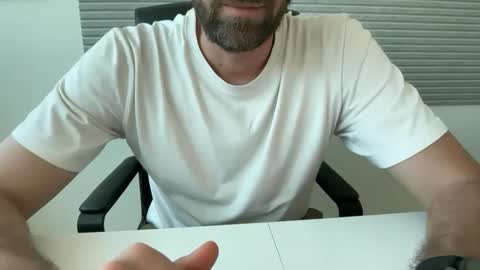 backtoureon online show from May 29, 2026, 2:04 pm