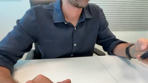 backtoureon online show from July 27, 2026, 9:49 am