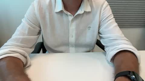 backtoureon online show from August 5, 2026, 3:04 pm