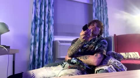 backwoodboiii910 online show from December 23, 2025, 6:22 am