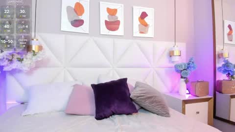 Snapshot of bad__girll_ chatting on March 24, 2026, 8:14 pm bad__girll_ online show from March 24, 2026, 8:14 pm