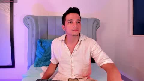 Snapshot of bad_boy_21_ chatting on May 8, 2026, 10:37 pm bad_boy_21_ online show from May 8, 2026, 10:37 pm