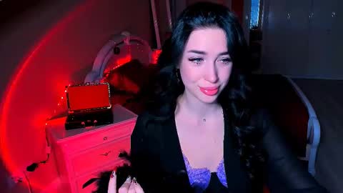 Miss Desire...do you remember online show from December 4, 2024, 6:11 am