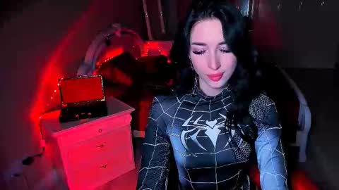 Miss Desire...do you remember online show from December 6, 2024, 2:17 pm