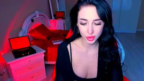 Miss Desire...do you remember online show from December 17, 2024, 11:28 am