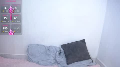 Kitty online show from November 20, 2025, 6:57 am