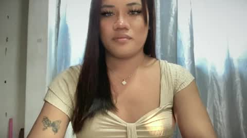 AMARA - FOLLOW ME AND THUMBS UP online show from June 14, 2026, 10:34 pm