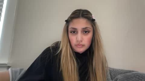 Snapshot of badbihdani18 chatting on June 6, 2026, 2:27 am badbihdani18 online show from June 6, 2026, 2:27 am