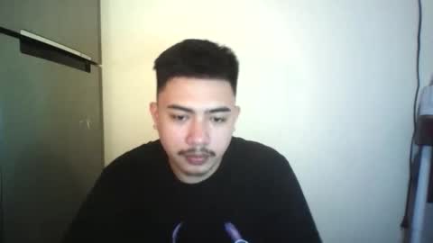 Snapshot of badboy_hanns chatting on October 8, 2025, 4:59 pm HANNS online show from October 8, 2025, 4:59 pm