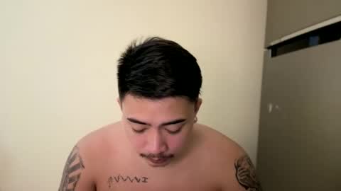 Snapshot of badboy_hanns chatting on October 21, 2025, 1:39 am HANNS online show from October 21, 2025, 1:39 am