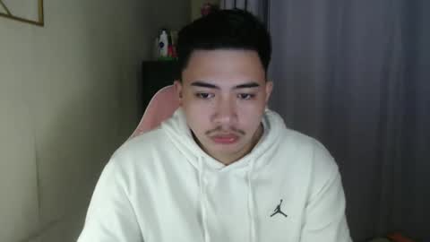 Snapshot of badboy_hanns chatting on November 13, 2025, 1:10 pm HANNS online show from November 13, 2025, 1:10 pm