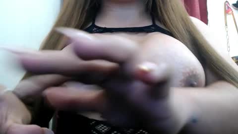 itsme jannaxx online show from January 7, 2026, 7:49 pm