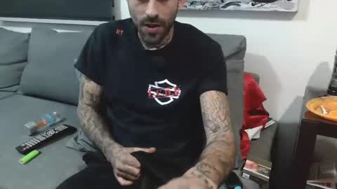 BadCouple  online show from February 5, 2025, 2:29 am