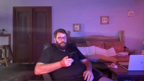 Snapshot of baddaddybrasil chatting on December 10, 2024, 10:17 am Baddaddybrazil online show from December 10, 2024, 10:17 am