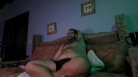 Snapshot of baddaddybrasil chatting on March 12, 2025, 12:26 pm Baddaddybrazil online show from March 12, 2025, 12:26 pm