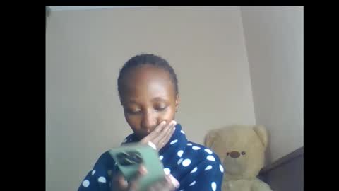 baddie_bunnie online show from April 27, 2026, 12:36 pm