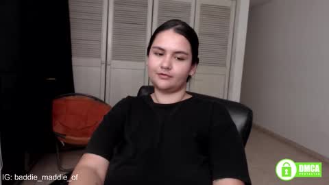 want custom text me through my snap 3  online show from November 28, 2025, 8:50 am