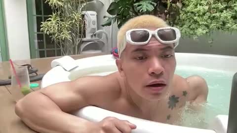 baddiebaddiestrokeoclock online show from February 8, 2026, 10:40 am