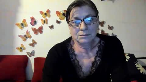 Snapshot of badgg chatting on February 1, 2025, 4:00 pm Gina online show from February 1, 2025, 4:00 pm