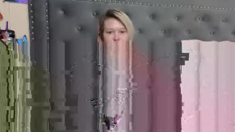 Snapshot of badgirl25alldatime chatting on March 21, 2026, 6:18 am badgirl25alldatime online show from March 21, 2026, 6:18 am