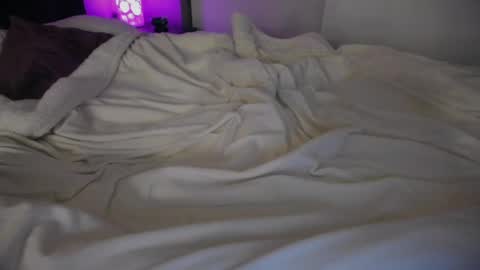 Snapshot of badgrljade chatting on May 5, 2026, 4:20 am Jade online show from May 5, 2026, 4:20 am