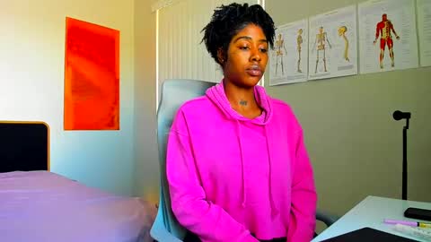 Snapshot of badgurldnay chatting on September 25, 2025, 8:12 pm badgurldnay online show from September 25, 2025, 8:12 pm