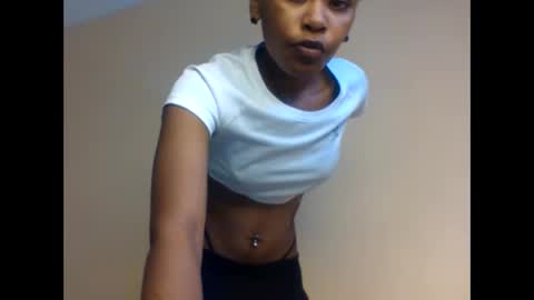 Snapshot of badgurllily chatting on October 14, 2025, 7:53 am Lily. online show from October 14, 2025, 7:53 am