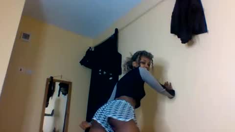 Snapshot of badgurllily chatting on October 18, 2025, 6:08 pm Lily. online show from October 18, 2025, 6:08 pm