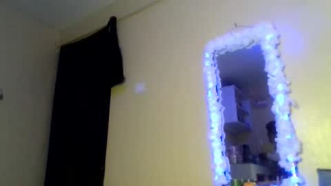 Snapshot of badgurllily chatting on November 6, 2025, 8:10 pm Lily. online show from November 6, 2025, 8:10 pm