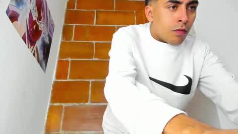 Juan Help us reach 100 likes online show from December 25, 2024, 1:31 am