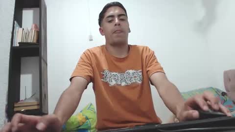 Juan Help us reach 100 likes online show from January 15, 2025, 9:51 pm
