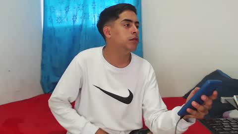 Juan Help us reach 100 likes online show from January 19, 2025, 2:38 pm