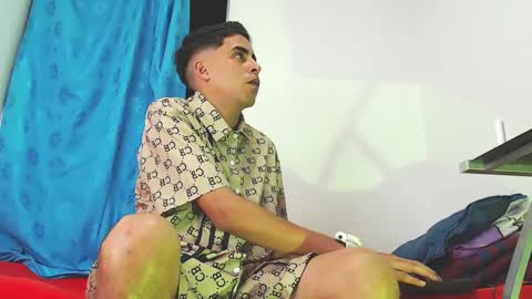 Juan Help us reach 100 likes online show from January 27, 2025, 2:20 am