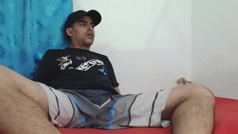 Juan Help us reach 100 likes online show from March 10, 2025, 3:23 am