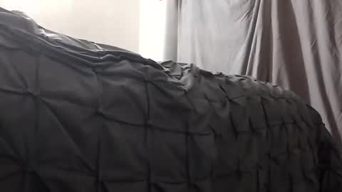 badmandirty3 online show from September 25, 2025, 2:04 am