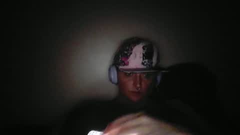 badragon6x9 online show from September 14, 2025, 6:34 am