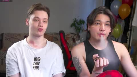 Snapshot of badtwinkboys chatting on March 23, 2026, 8:40 am badtwinkboys online show from March 23, 2026, 8:40 am