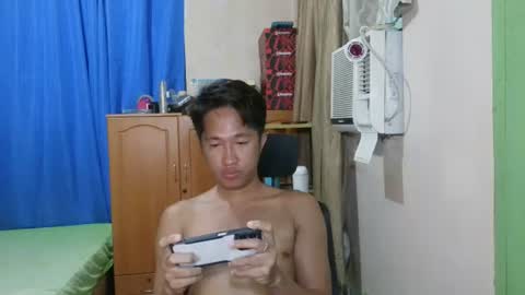 Snapshot of baggage00 chatting on July 13, 2026, 12:35 am baggage00 online show from July 13, 2026, 12:35 am